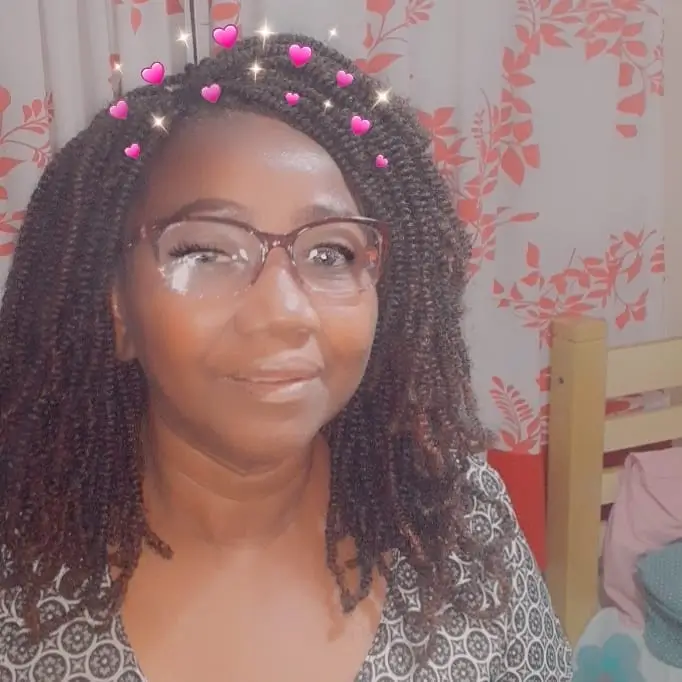 Jumbo Crochet Braids with Loose Curls