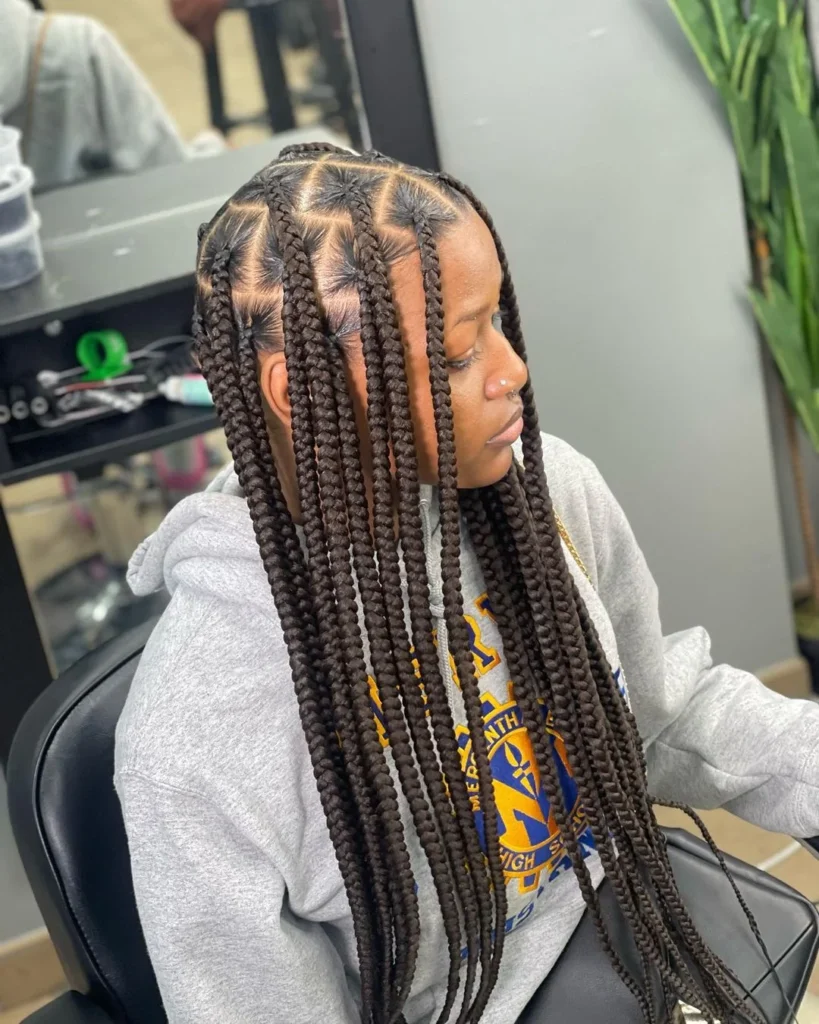 Jumbo Knotless Braids